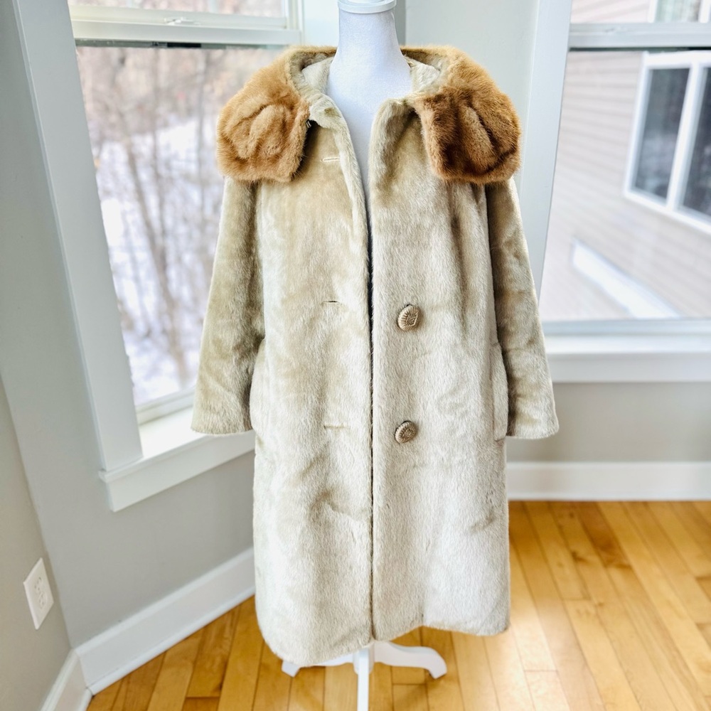 Vintage Brazotta Blond Light Ivory Mink Fur Portrait Collar Faux Fur Dress Coat - Picture 2 of 16